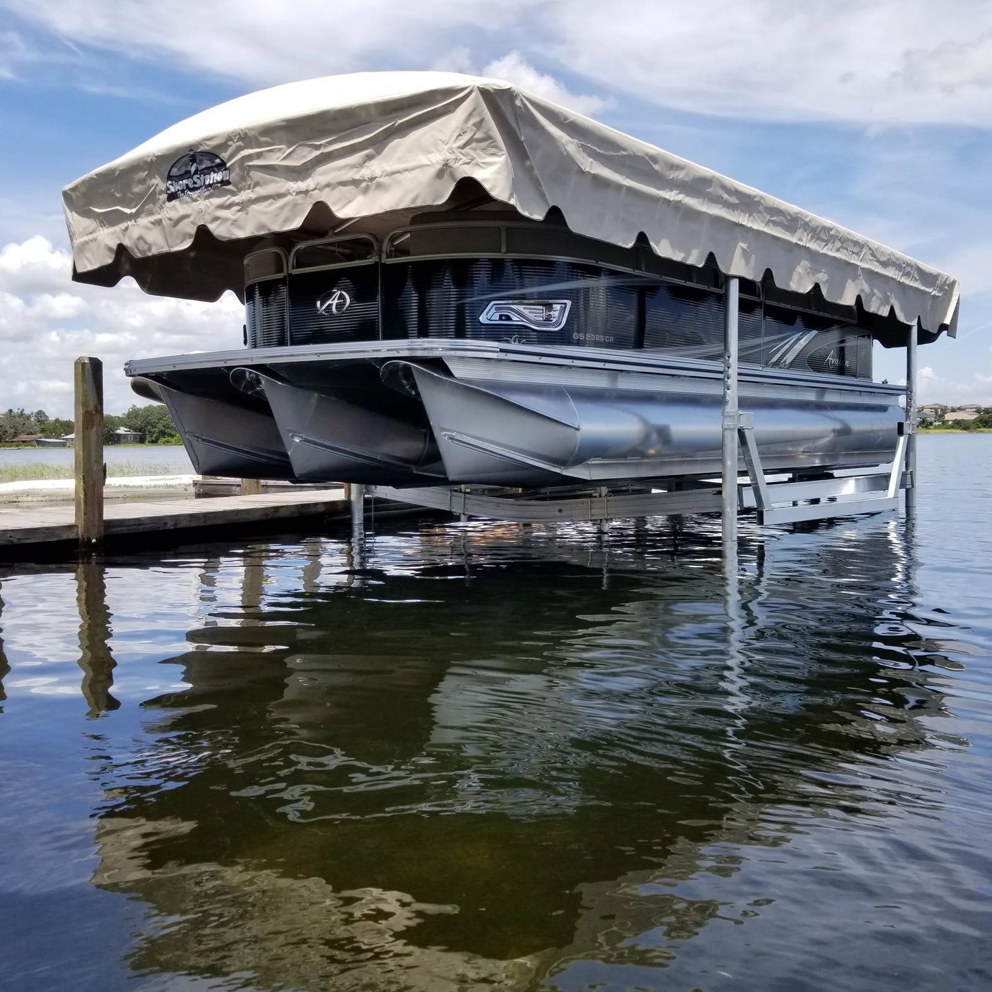 ShoreStation SS-V40108HY - Hydraulic Vertical Lift