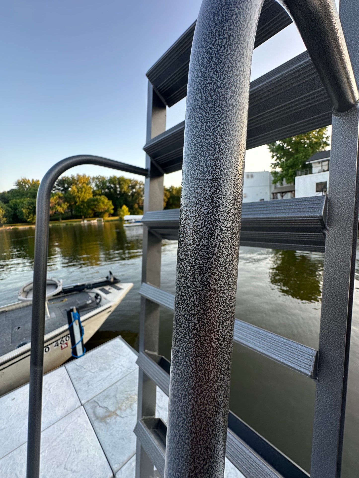 Wet Step 6-Step Ladder